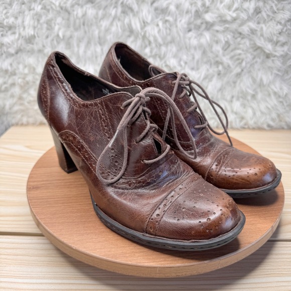 Born Brown Leather Lace Up Wingtip Block Heel Oxford Booties Women's Shoes 42 10 - Picture 1 of 9